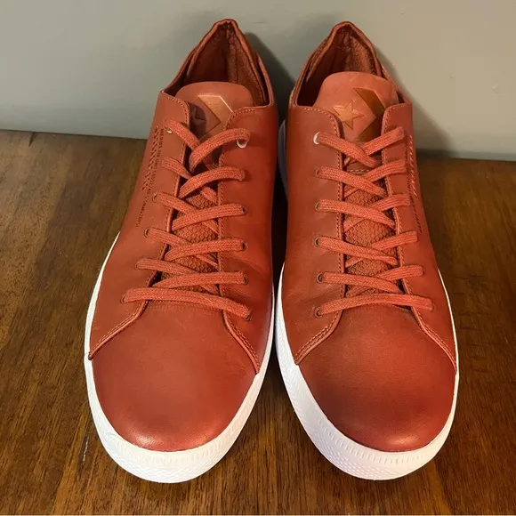 Converse Converse Nexus x Nike Zoom Air Low Top Men’s 11.5 redish brown leather.