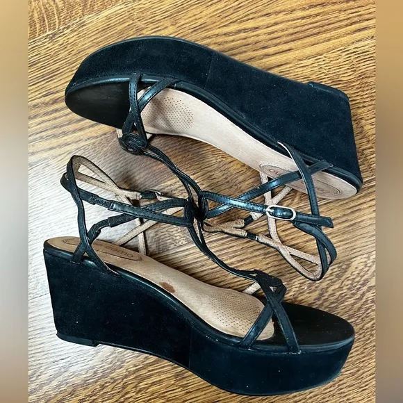 CORSO COMO Pooky Wedge Sandals  Italian Patent Leather Strappy Black Luxury 6.5