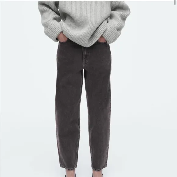 COS ARCH TAPERED ORGANIC COTTON JEANS in Black $135