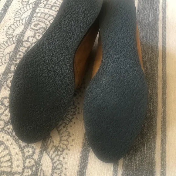 Cotelac Almond Toe Suede Booties