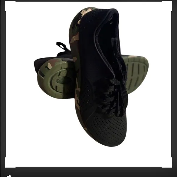 Crocs Black Athletic Men's Shoes
