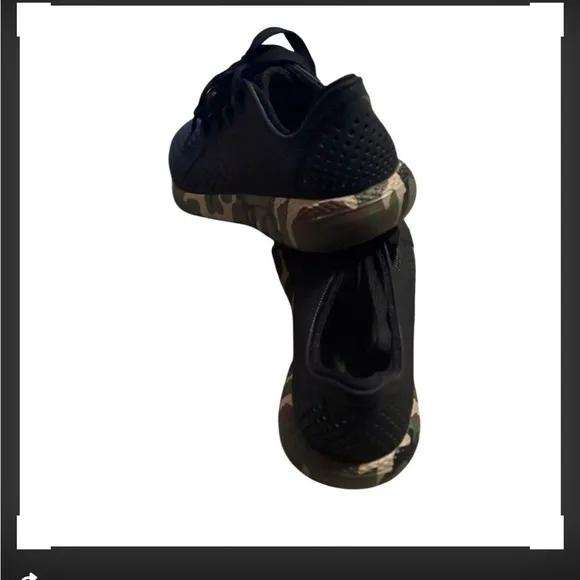 Crocs Black Athletic Men's Shoes