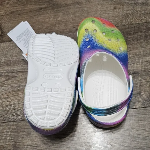 Crocs Sandals Little girls  J 1