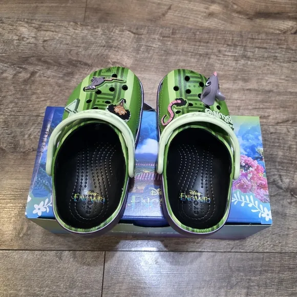 Crocs X Disney Encanto Glow in the Dark  Sandals Toddler Girls C10