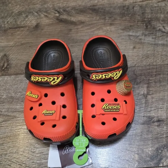 Crocs X Hersheys Reese  Sandals Litlle Boys Size C12