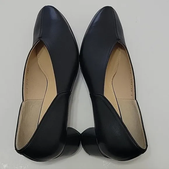 Daks Heels