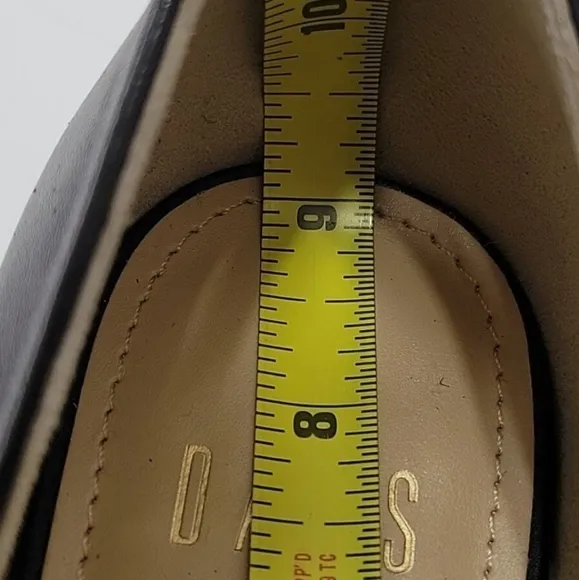 Daks Heels