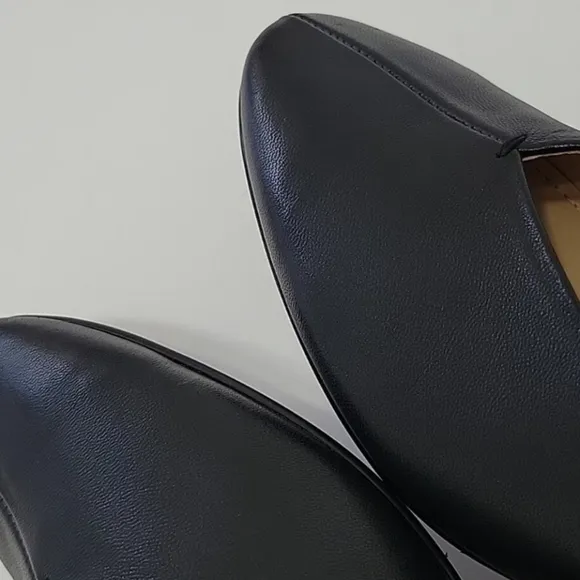 Daks Heels