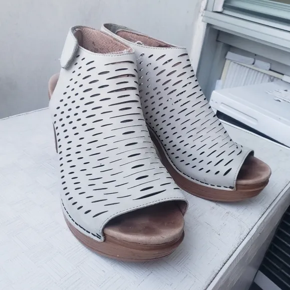 Dansko Danae Perforated Block Heel Sandals white leather 10