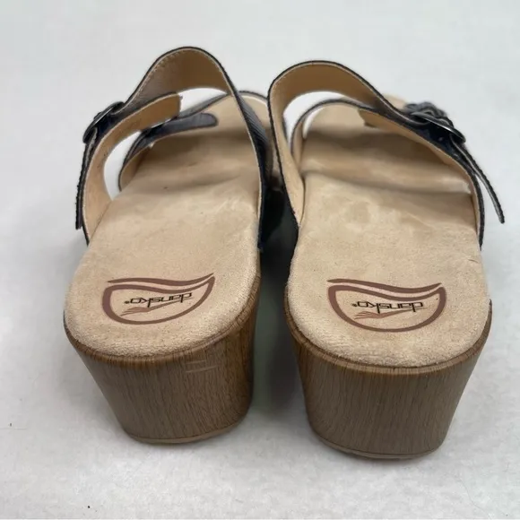 Dansko Sophie Sandals Metallic Stripe Size 42
