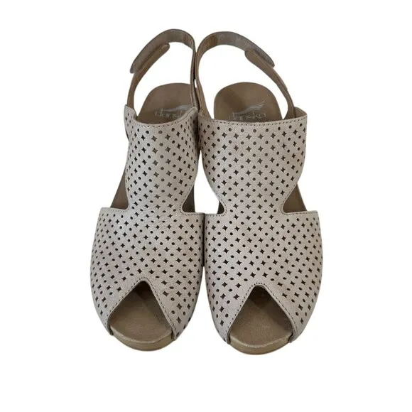 Dansko Teagan Womens Size 36 Perforated Leather Slingback Heeled Sandals Beige