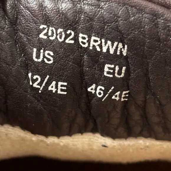 Deer tracks Men's 12‎ / 4E Brown Leather Slip On Casual Dress Comfort Shoes 2002