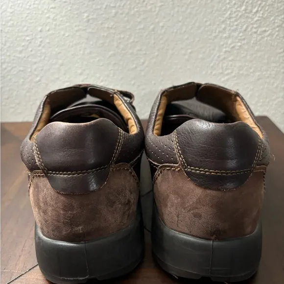 Deer tracks Men's 12‎ / 4E Brown Leather Slip On Casual Dress Comfort Shoes 2002