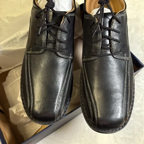 Dockers Men's Trustee Black Leather Dress Shoes- 12M