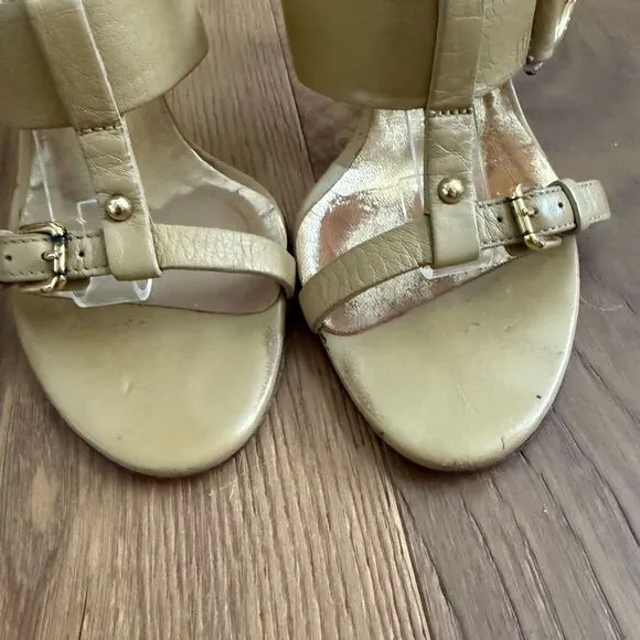 Dolce &amp; Gabbana Beige Nude Leather Buckle Details T-Strap Sandals 35 5