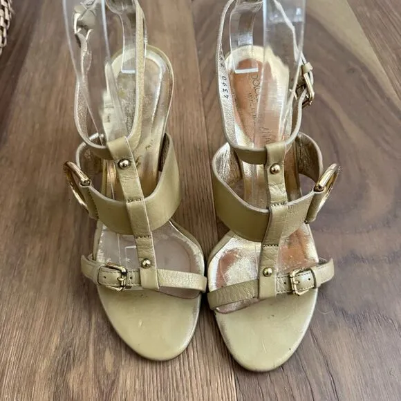 Dolce &amp; Gabbana Beige Nude Leather Buckle Details T-Strap Sandals 35 5