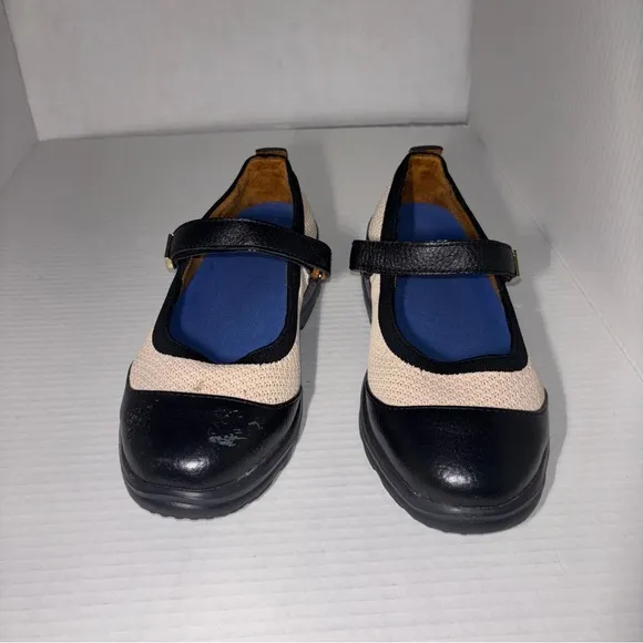 Dr. Comfort‎ Jackie Mary Jane Dress Shoes