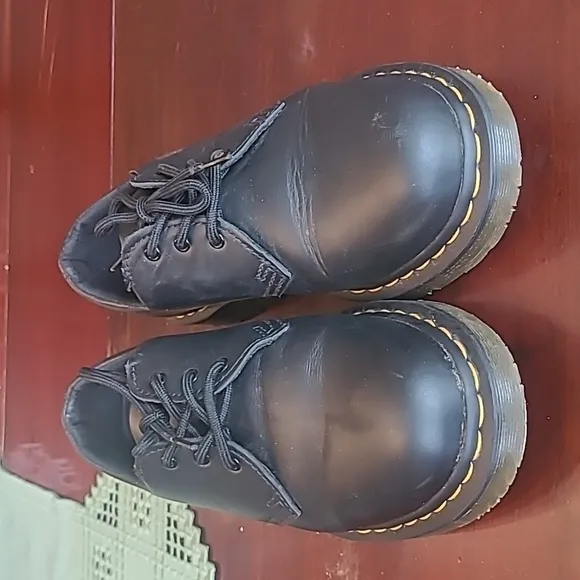 Dr. Martens 1461 Derby Three Eye.  Size 9 Men's.
