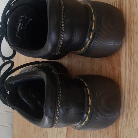 Dr Martens VTG Women's 5 Y2K Round Toe Chunky Lug Heel Oxford Shoes