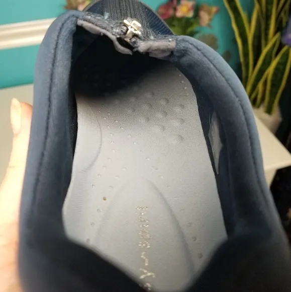 Easy Spirit Sebe Zip Top Sneakers Navy