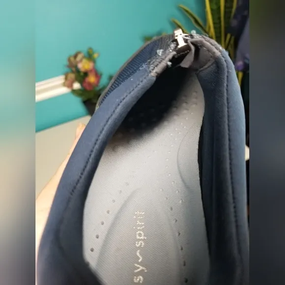 Easy Spirit Sebe Zip Top Sneakers Navy