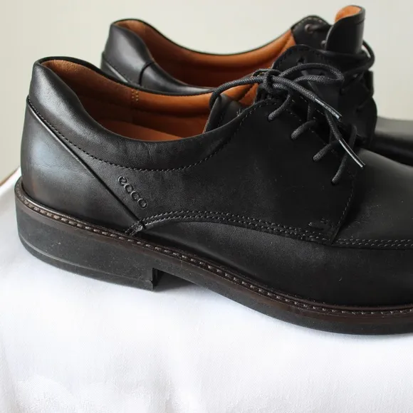 Ecco Holton Lace Dress Shoes