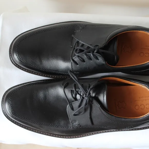 Ecco Holton Lace Dress Shoes