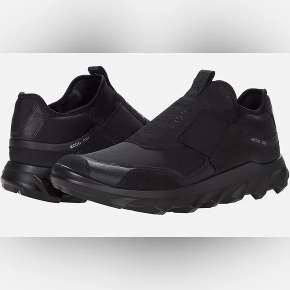 ECCO Mens Black Mx Low Slip-On comfort tennis shoes