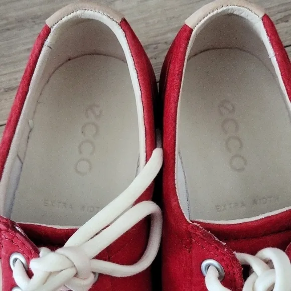 Ecco Shoes Womens 38 Soft VII Cap Toe Sneakers Comfort Red Suede Lace Up