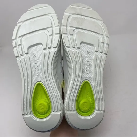 ECCO - WOMENS ST.1 LITE ATHLETIC SHOES White