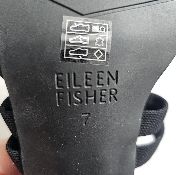 Eileen Fisher Juku Pump Strappy Suede Size 7 Block Heels 1083. (NWOB) Minimalist