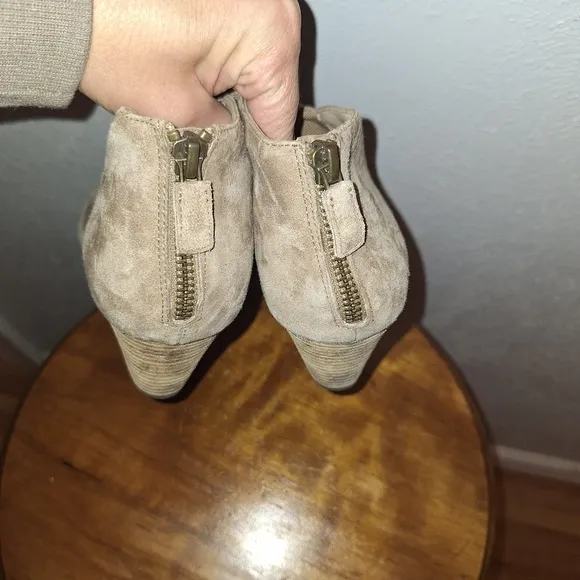 Eileen Fisher Open Toe Shoes Size 8.5