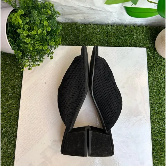 Eileen FisherFave Stretch Fabric Block 2” Heel Sandals $175 size 8 New