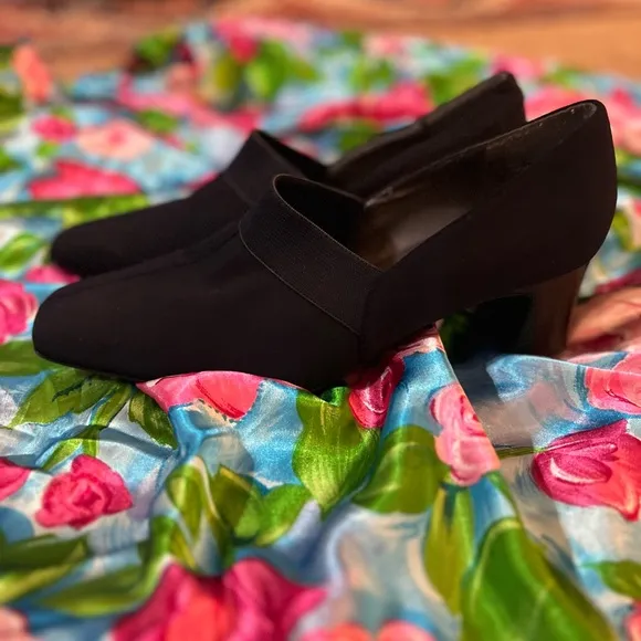 Elegant Black Women's Shoes