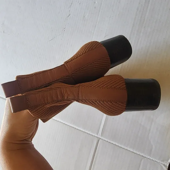 Everlane Women's Brown Heels