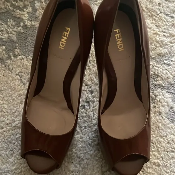 Fendi Brown patent Leather Peep Toe Stiletto Heels w/Dustbag