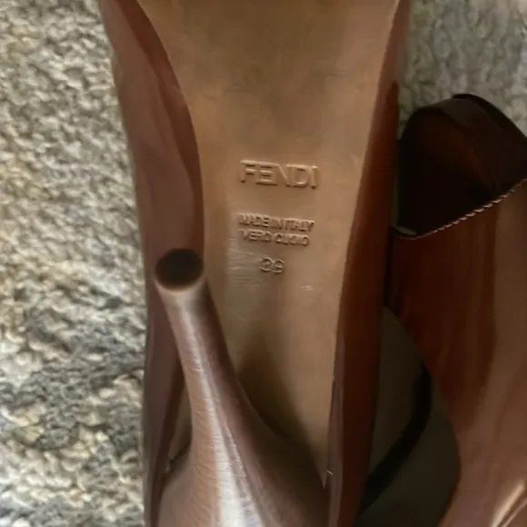 Fendi Brown patent Leather Peep Toe Stiletto Heels w/Dustbag