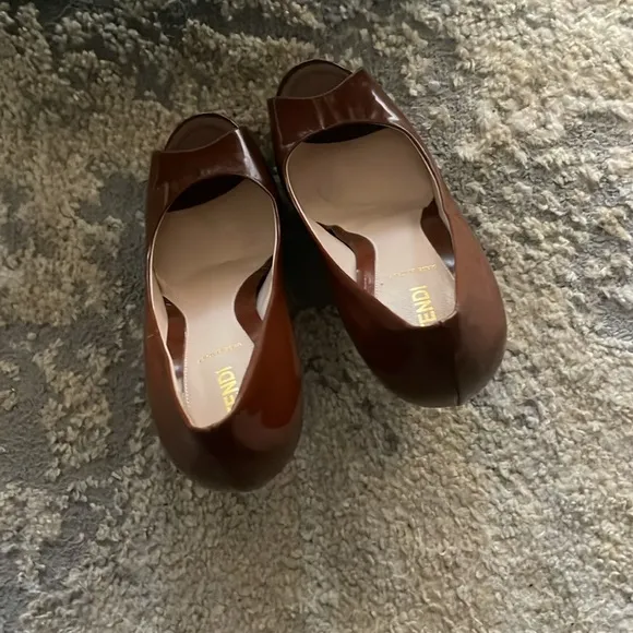 Fendi Brown patent Leather Peep Toe Stiletto Heels w/Dustbag