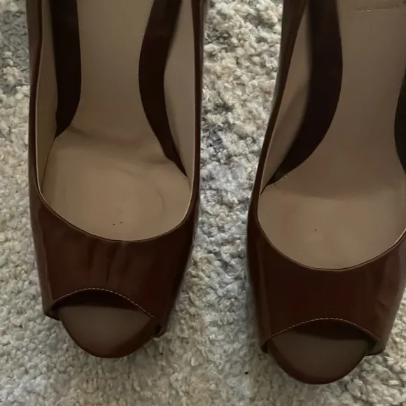 Fendi Brown patent Leather Peep Toe Stiletto Heels w/Dustbag