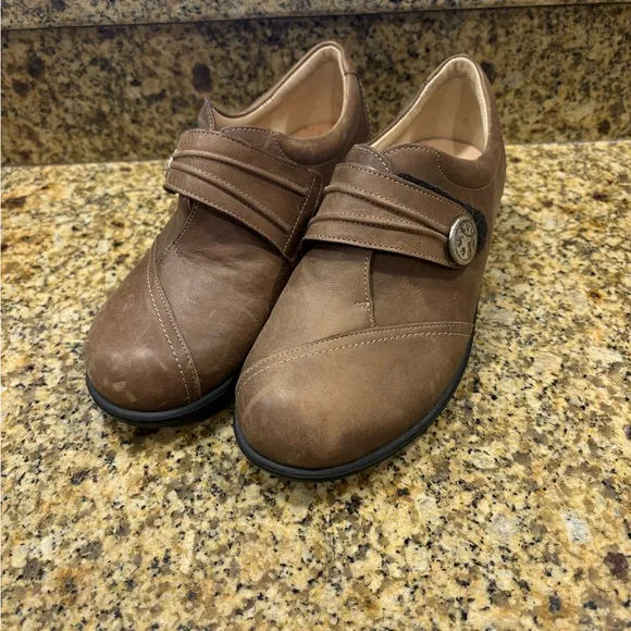 Finn Comfort Women’s Galway Tan Leather Orthopedic Walking Shoes Size 4 US 6.5