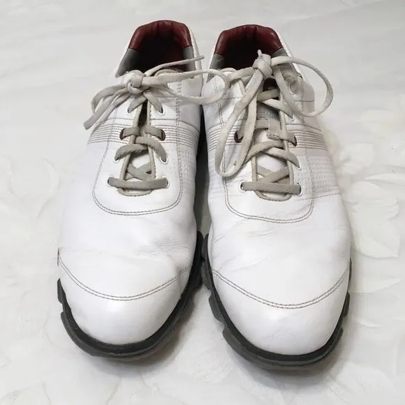 FJ DryJoy’s Tour Spikeless Golf Shoes