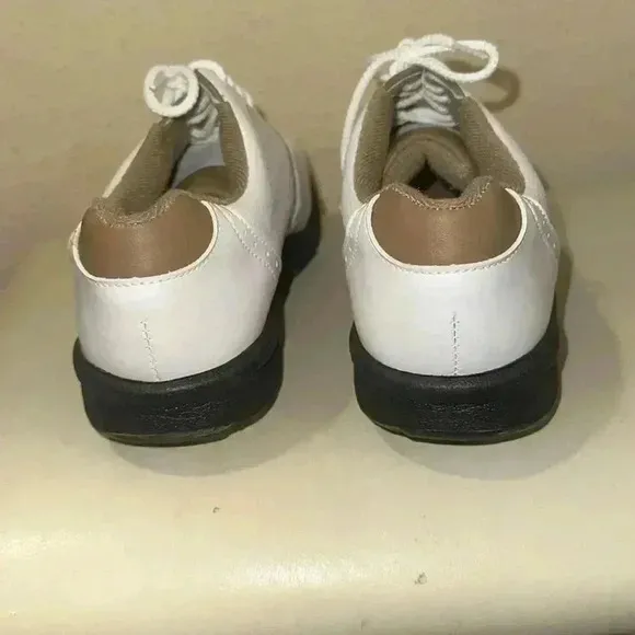 Foot joy women’s golf size 6W