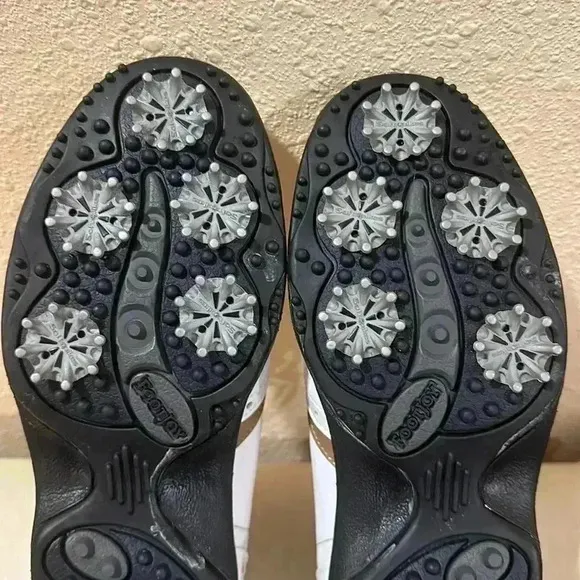 Foot joy women’s golf size 6W