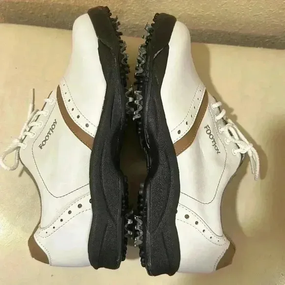 Foot joy women’s golf size 6W