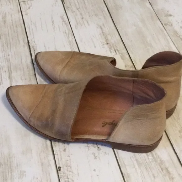 Free People Royale Flat Shoes Size 38 (8) Camel