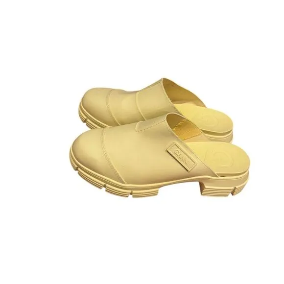 GANNI City Round-Toe Low-Heel Mules Yellow