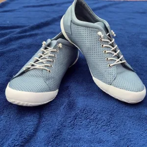 Gelato Teejay Blue Sneaker Women’s Size 38/ 7.5