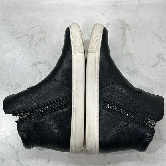 Gentle Souls “ Carter” Black Leather Sneaker Style Ankle Boots Size 7.5