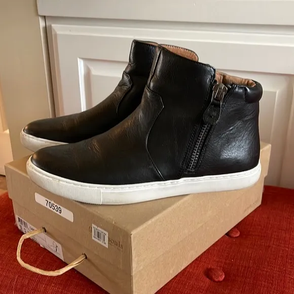 gentle souls Leather Sneakers
