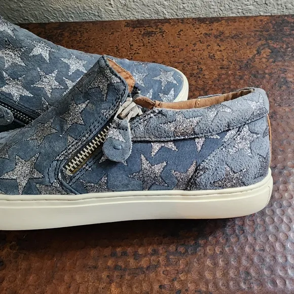 gentle souls Lowe Star-Print Platform Sneakers